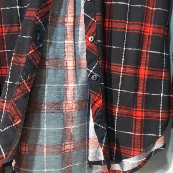 Flannel button up - Picture 3 of 3